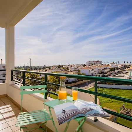 Premium T1 Apartment, Spacious, 3 Min Driving Distance From The