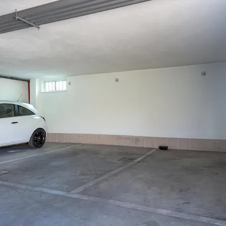 Apartmán Premium T1 Apartment, Spacious, 3 Min Driving Distance From The