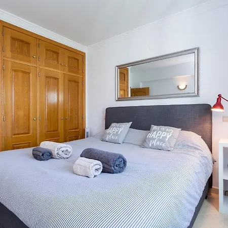 Apartmán Premium T1 Apartment, Spacious, 3 Min Driving Distance From The Albufeira